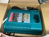Makita batterijlader (2x) - afbeelding 3 van  3