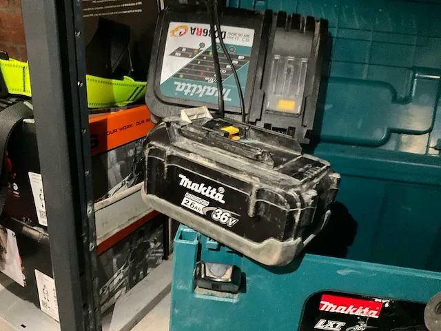 Makita bhr262t accu boorhamer - afbeelding 3 van  5