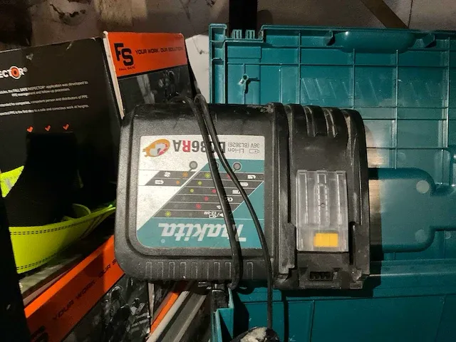 Makita bhr262t accu boorhamer - afbeelding 4 van  5