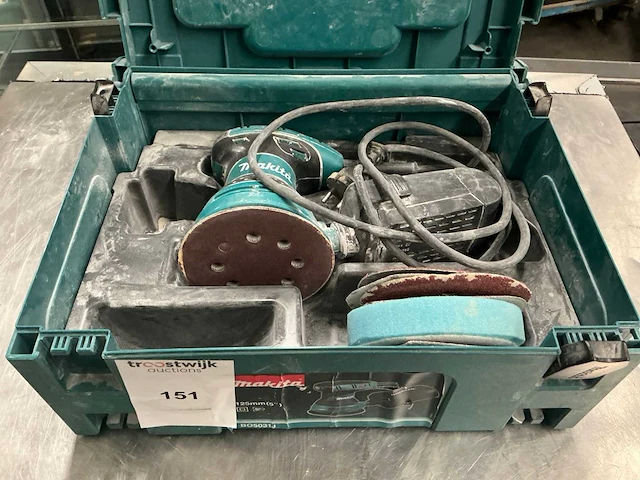 Makita bo5031j excentrische handschuurmachine - afbeelding 2 van  5
