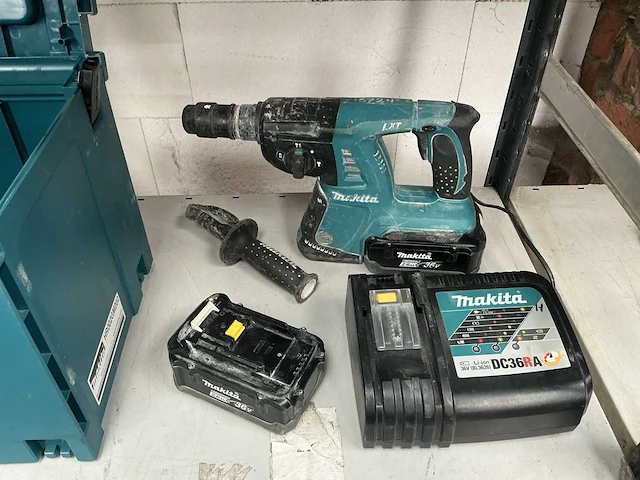 Makita boormachine - afbeelding 2 van  4