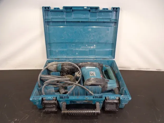 Makita boormachine - afbeelding 1 van  4