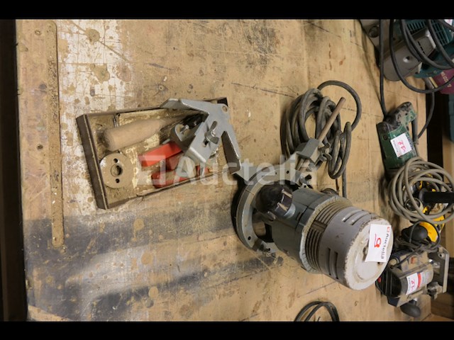 Makita bovenfrees - afbeelding 1 van  5