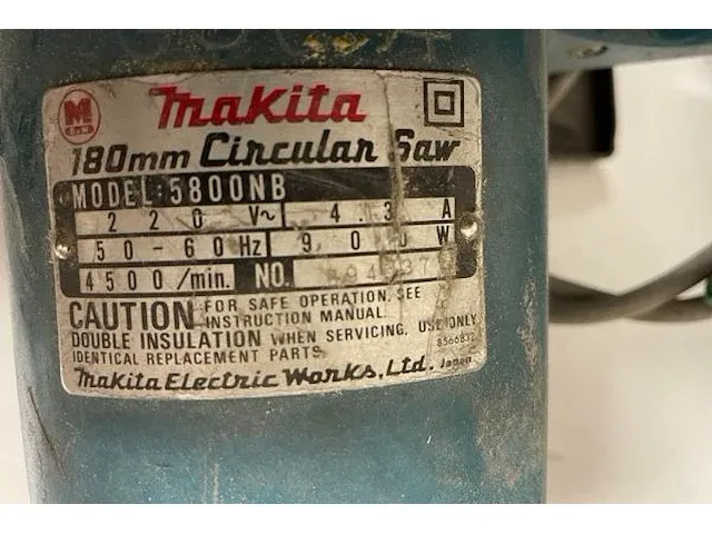 Makita cirkelzaag - afbeelding 1 van  2