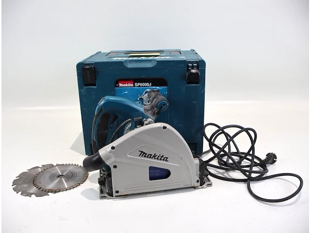 Makita cirkelzaag - afbeelding 1 van  6