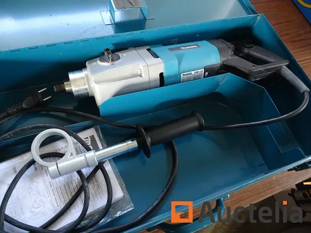 Makita dbm 130 diamant kernboormachine in kast - afbeelding 2 van  6