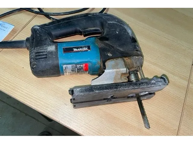 Makita decoupeerzaag - afbeelding 2 van  5