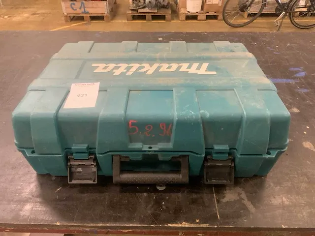 Makita dga 900 haakse slijpmachine - afbeelding 7 van  7