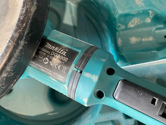 Makita dga900 haakse slijpmachine - afbeelding 4 van  6