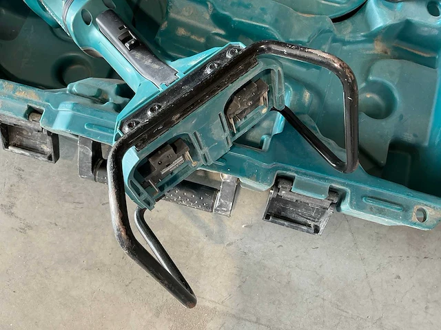 Makita dga900 haakse slijpmachine - afbeelding 5 van  6