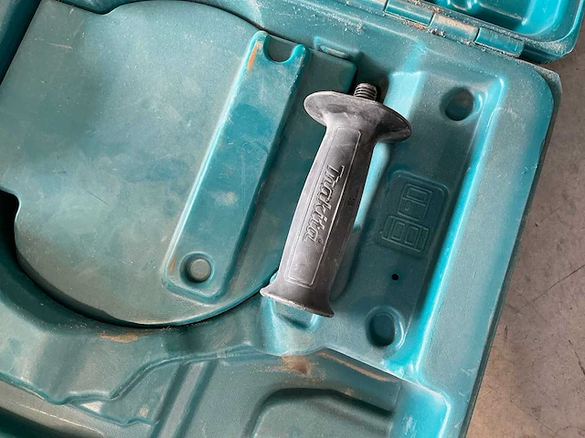 Makita dga900 haakse slijpmachine - afbeelding 6 van  6