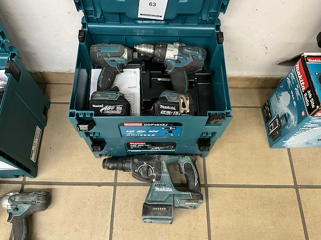 Makita diverse accugereedschap - afbeelding 1 van  3