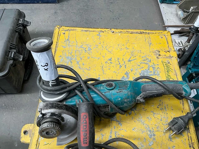 Makita diverse elektrische slijpmachines (3x) - afbeelding 2 van  3