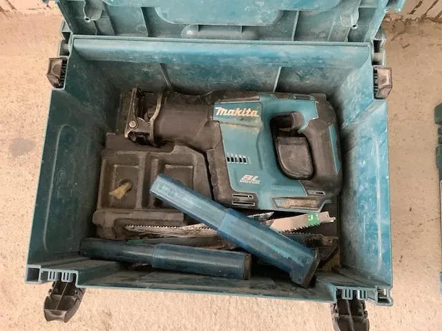 Makita djr188zj accu reciprozaag (body) - afbeelding 1 van  3