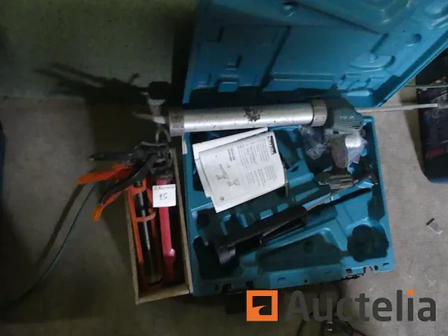Makita draadloos plamuurpistool - afbeelding 1 van  8
