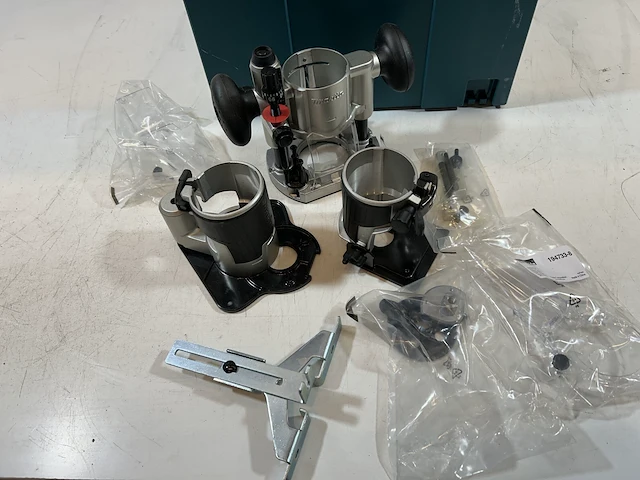 Makita drt 50zix3 bovenfrees set (nieuw) - afbeelding 2 van  3