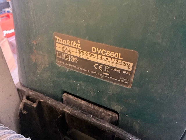 Makita dvc860l – bouwstofzuiger / nat- & droogzuiger - afbeelding 4 van  4