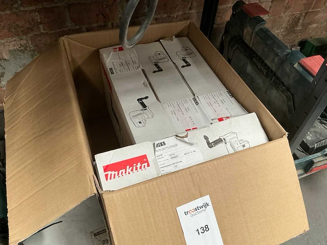 Makita dx02 stofafzuigsysteem voor boormachine (4x) - afbeelding 6 van  6