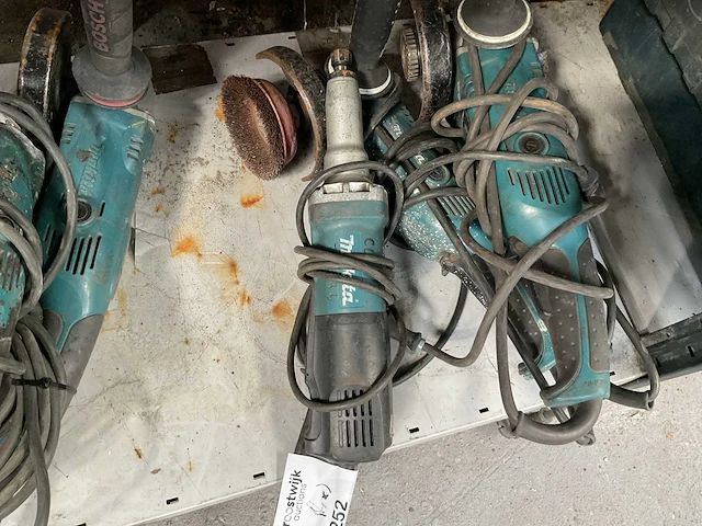 Makita elektrische slijpmachine (3x) - afbeelding 2 van  3