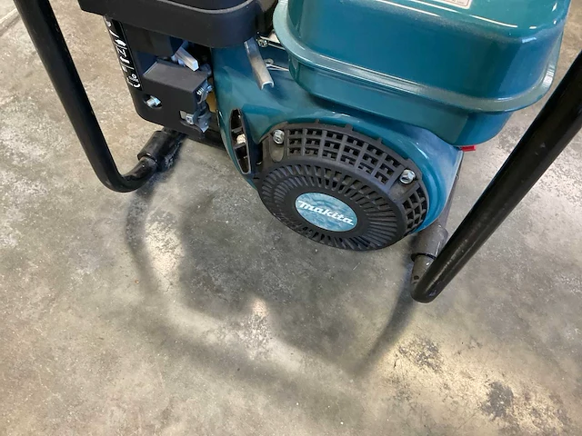 Makita ew3051h benzine vuilwaterpomp - afbeelding 9 van  10