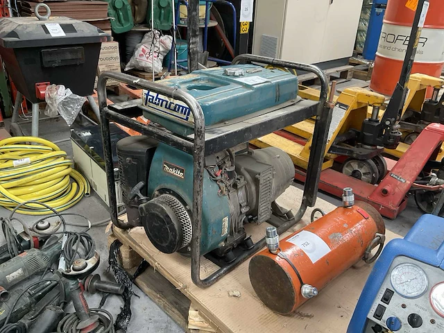 Makita g5500r stroomgenerator - afbeelding 1 van  4