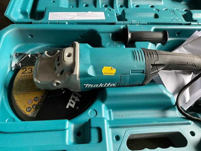 Makita ga9060 haakse slijpmachine - afbeelding 3 van  5