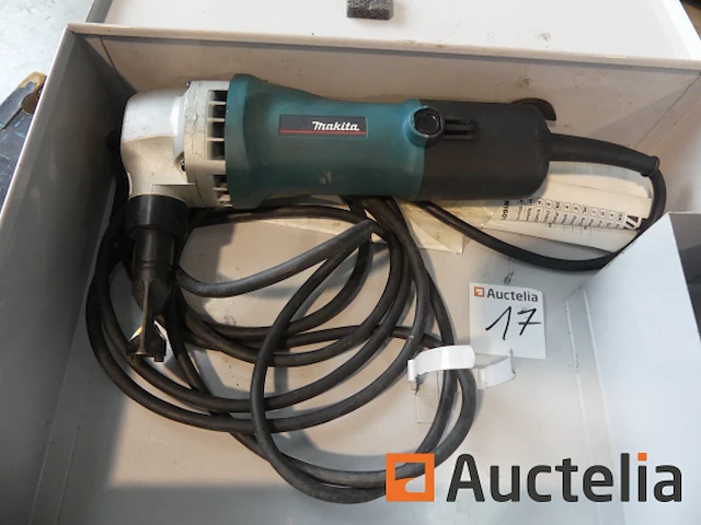 Makita gn 1601 knabbelschaar - afbeelding 1 van  4