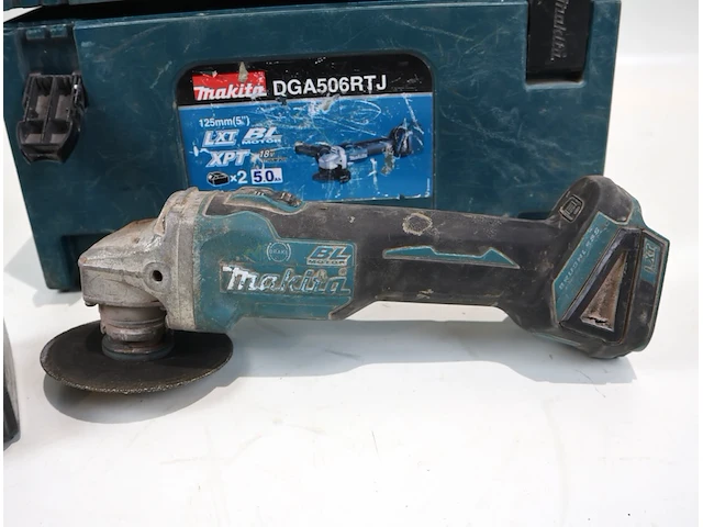 Makita haakse slijper - afbeelding 2 van  8