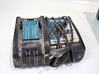 Makita haakse slijper - afbeelding 7 van  8