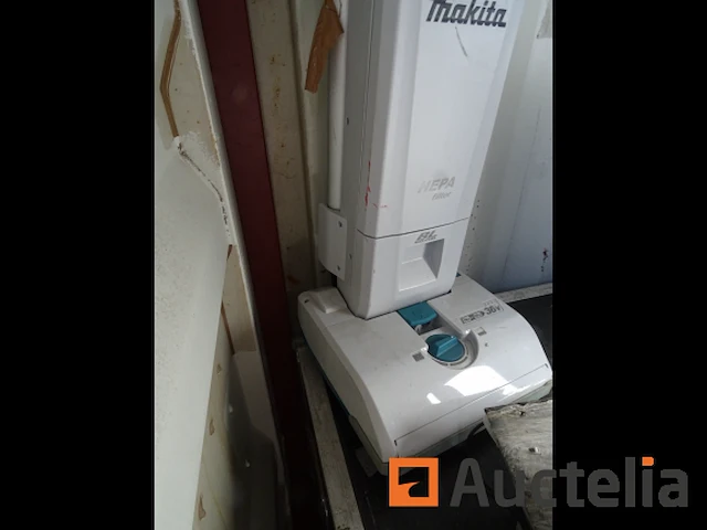 Makita hepa stofzuiger met 1 dubbele oplader en 2 accu's - afbeelding 3 van  10