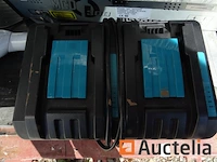 Makita hepa stofzuiger met 1 dubbele oplader en 2 accu's - afbeelding 8 van  10
