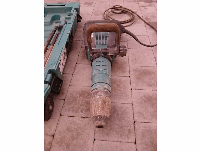 Makita hm1214c breekhamer - afbeelding 2 van  5