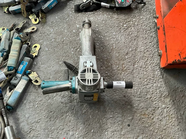 Makita hm1400 elektrische breekhamer - afbeelding 2 van  3