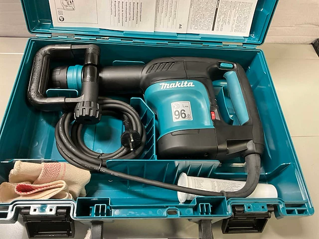 Makita hmo870c breekhamer - afbeelding 1 van  4