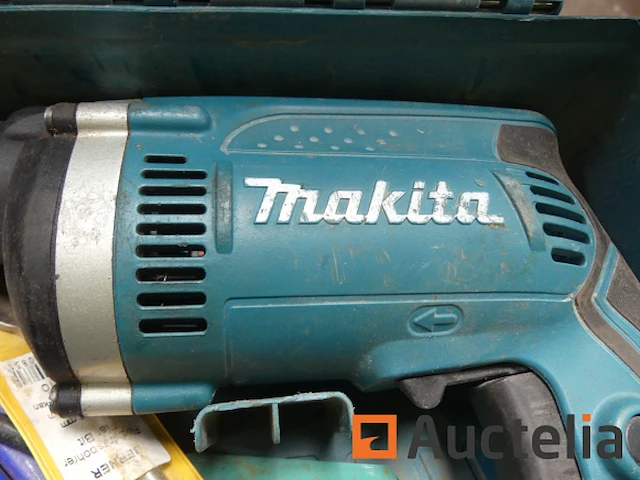 Makita hp1631 boor - afbeelding 1 van  9