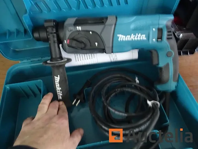 Makita hr2470 percussion boormachine in de kast - afbeelding 1 van  4