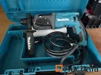 Makita hr2470 percussion boormachine in de kast - afbeelding 2 van  4