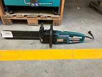 Makita kettingzaag - afbeelding 1 van  6