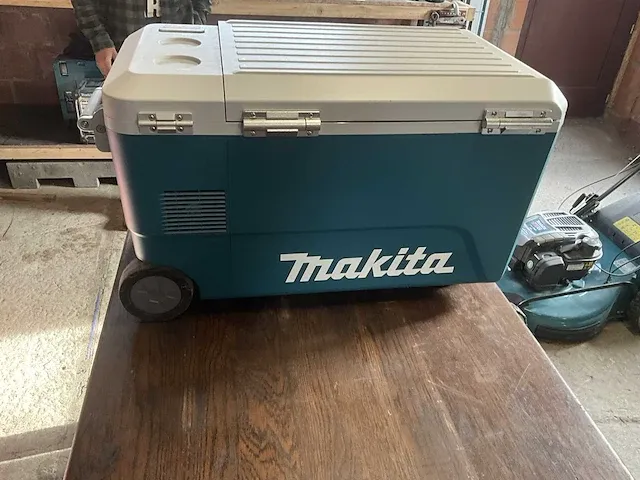 Makita koelbox - afbeelding 3 van  7