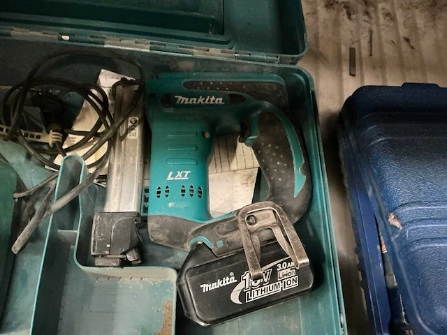 Makita l xt accu tacker - afbeelding 2 van  4