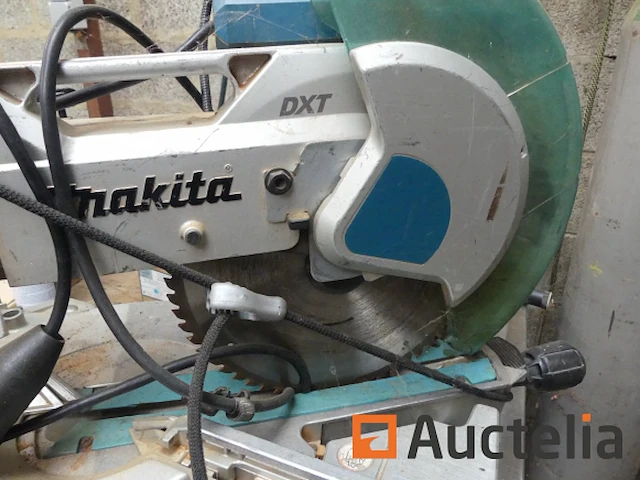 Makita ls10 16 fl verstekzaag met standaard - afbeelding 8 van  12