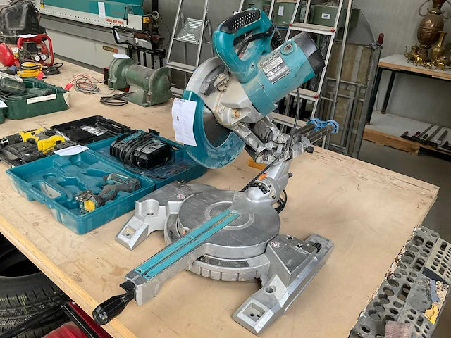 Makita ls1018l afkortcirkelzaagmachine - afbeelding 1 van  5