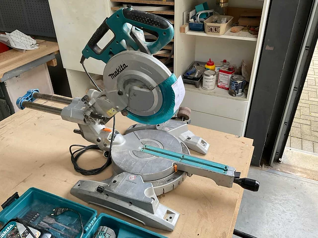 Makita ls1018l afkortcirkelzaagmachine - afbeelding 3 van  5