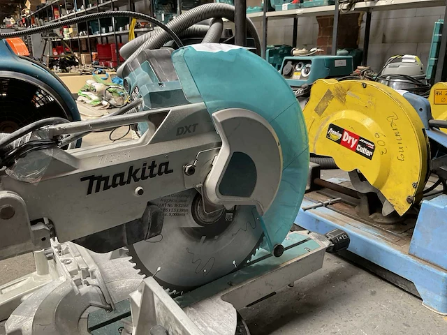 Makita ls1216fl afkortcirkelzaagmachine - afbeelding 3 van  4