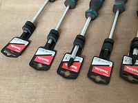 Makita mixkavel schroevendraaiers diverse maten (8x) - afbeelding 3 van  3