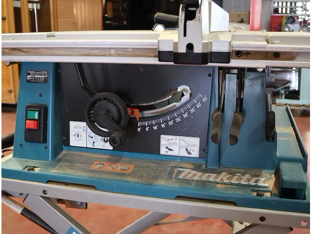 Makita mobiele zaagtafel - afbeelding 3 van  7