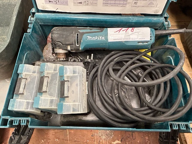 Makita multitool - afbeelding 1 van  5