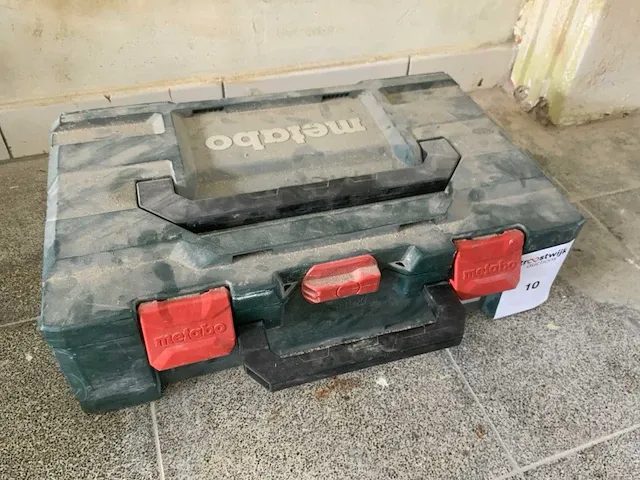 Makita np 18 ltx bl 5.0 accu klinknagelpistool - afbeelding 3 van  4