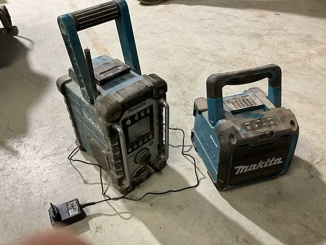 Makita radio & wekker - afbeelding 1 van  8