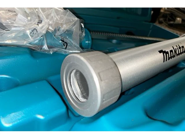Makita siliconespuit - afbeelding 2 van  3